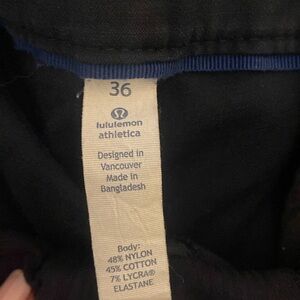 Men’s dri fit Lululemon navy pants